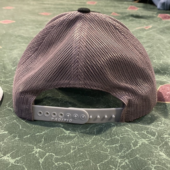 Snap backs - Picture 6 of 6